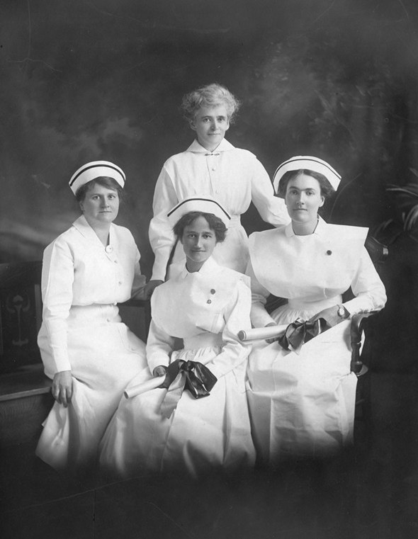 Oshawa General Hospital Nursing Class of 1915