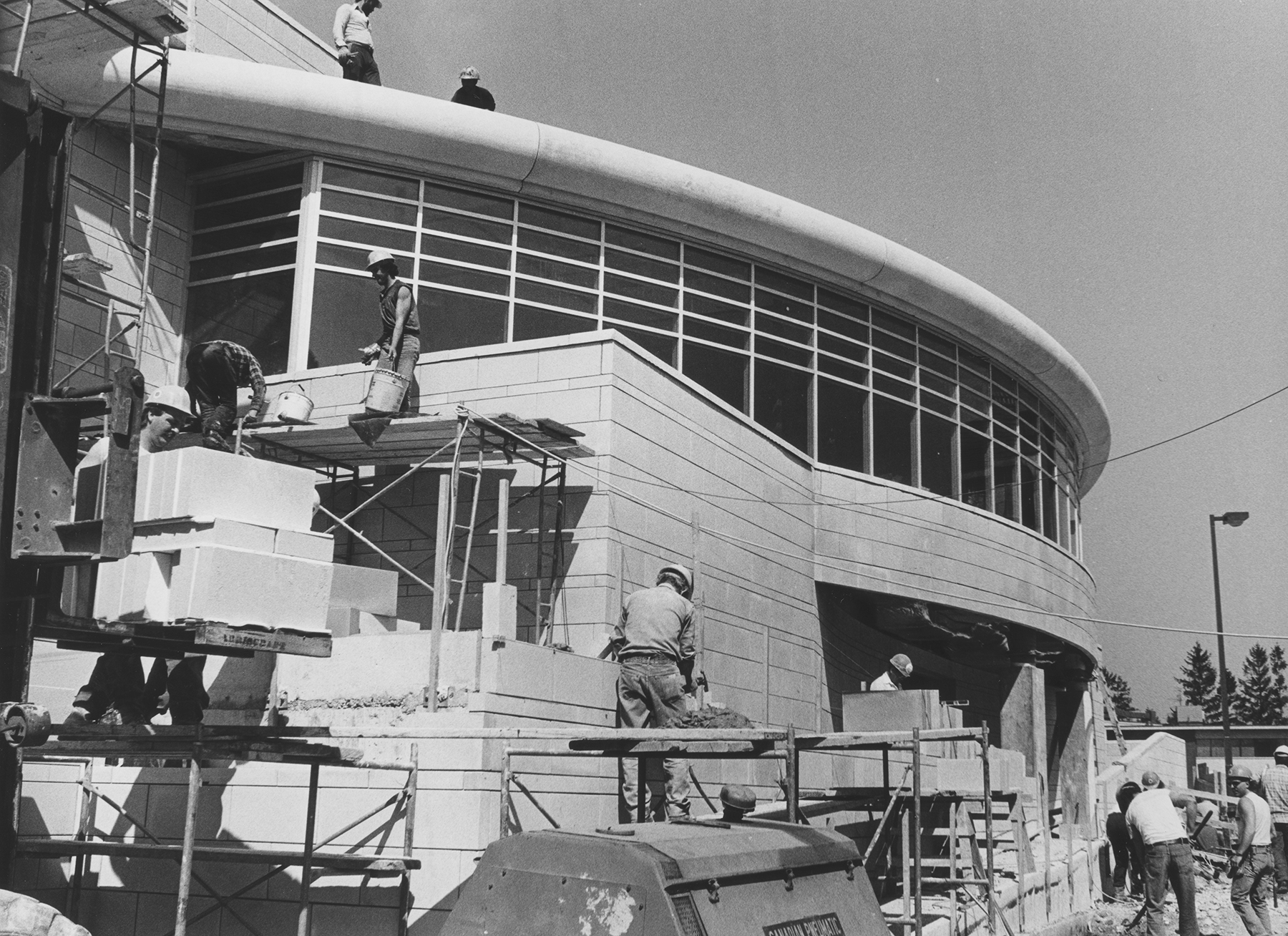 History The Robert McLaughlin Gallery